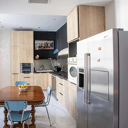Perle Rare En Ville- Chateau Grandclement- 4 Ou 6 Pers - Piscine - Parc Villeurbanne