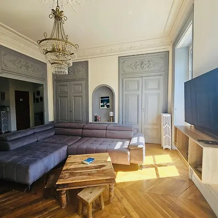 Apartment Perle Rare En Ville- Chateau Grandclement- 4 Ou 6 Pers - Piscine - Parc Villeurbanne